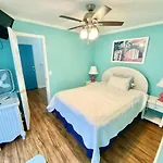 Venture Out 646 Octopus Dr Comes With Golf Cart