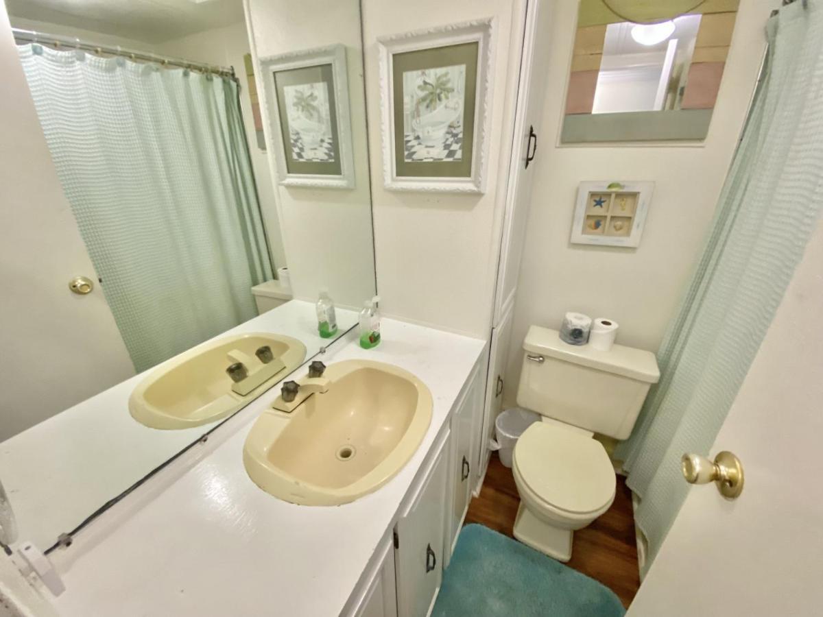 Holiday home Venture Out 646 Octopus Dr Comes With Golf Cart *